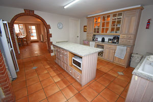 Kitchen - click for photo gallery